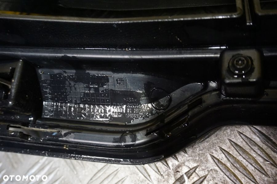 GMC TERRAIN 2022 2023 2024 Atrapa Przód Grill USA - 13