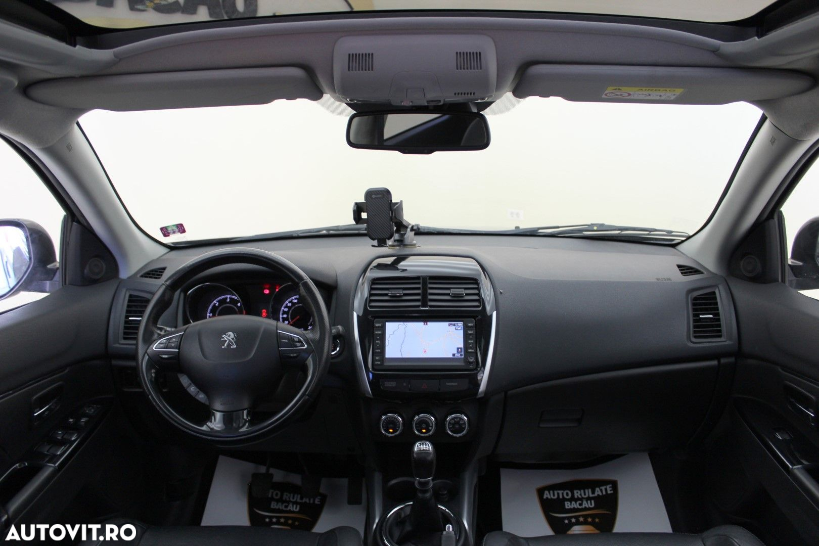 Peugeot 4008 - 8