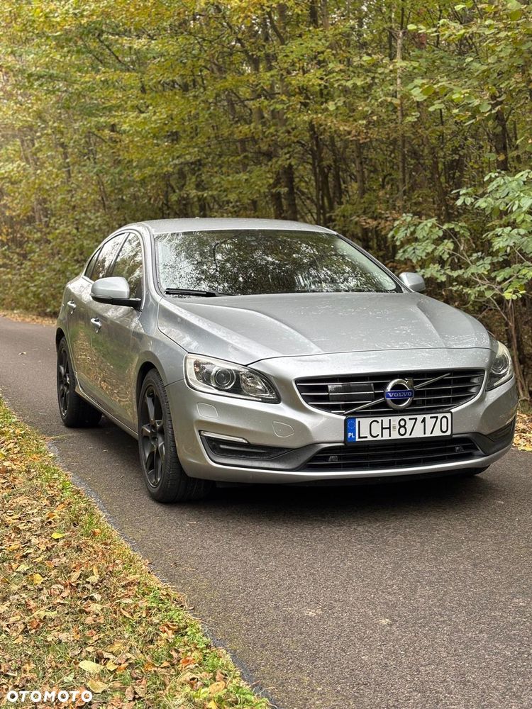 Volvo S60 D4 Drive-E Momentum - 1
