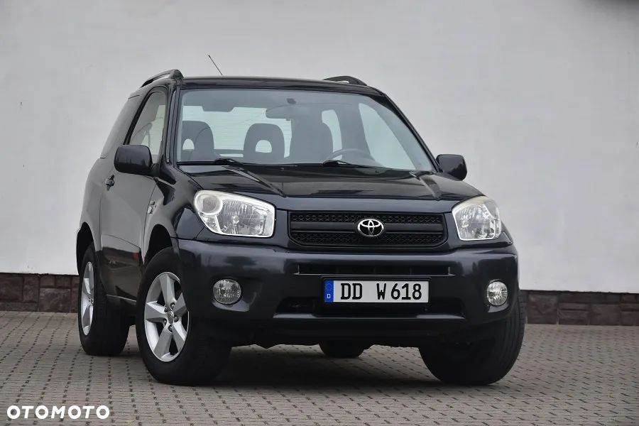 Toyota RAV4 1.8 VVT-i 4x2 - 4