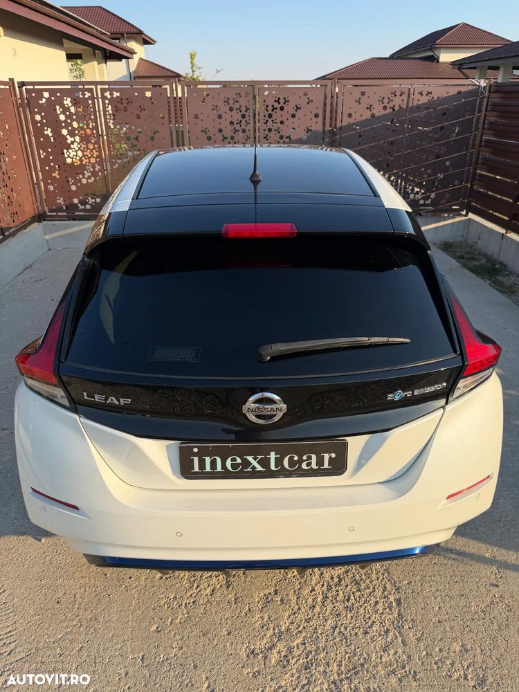 Nissan LEAF 40 kWh N-Connecta - 10