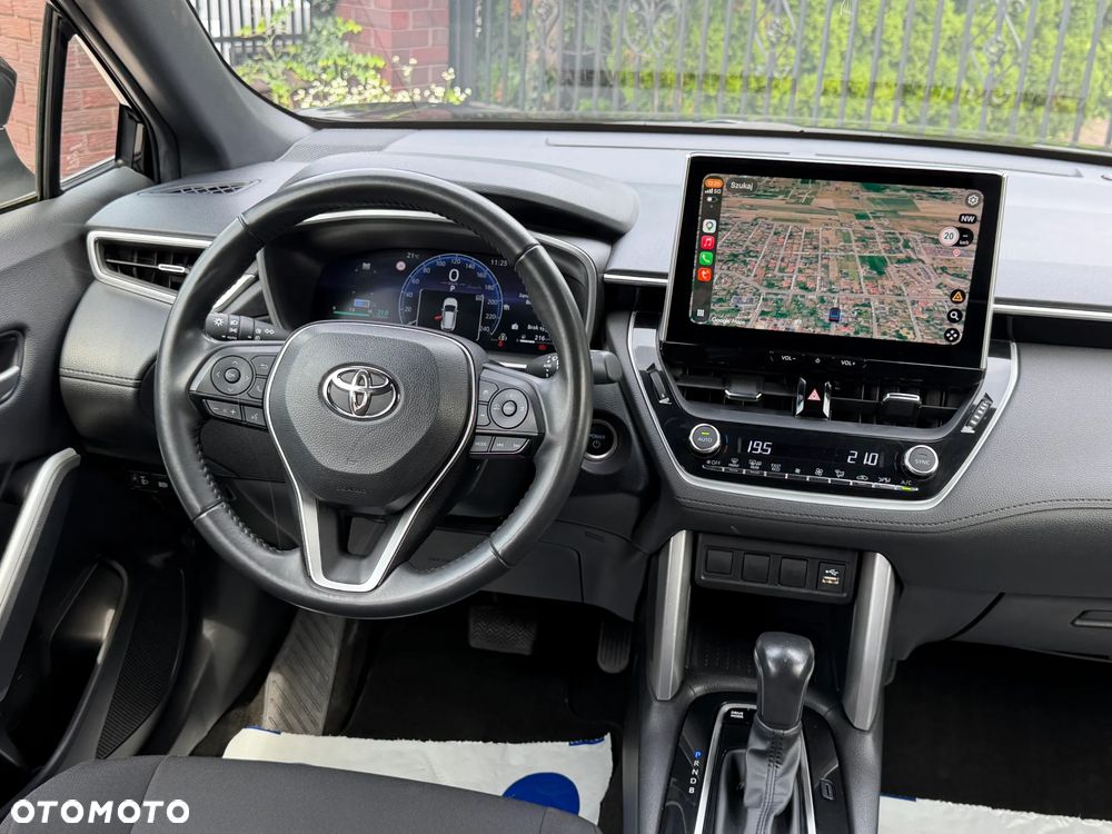 Toyota Corolla Cross 2.0 Hybrid Comfort - 9