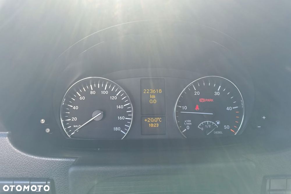 Mercedes-Benz SPRINTER 316 KONTENER WINDA - 14