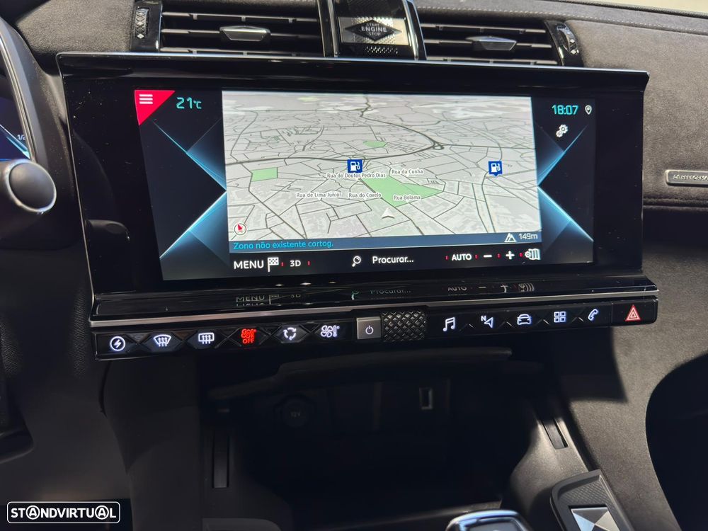 DS DS7 Crossback E-Tense Performance Line EAT8 - 29