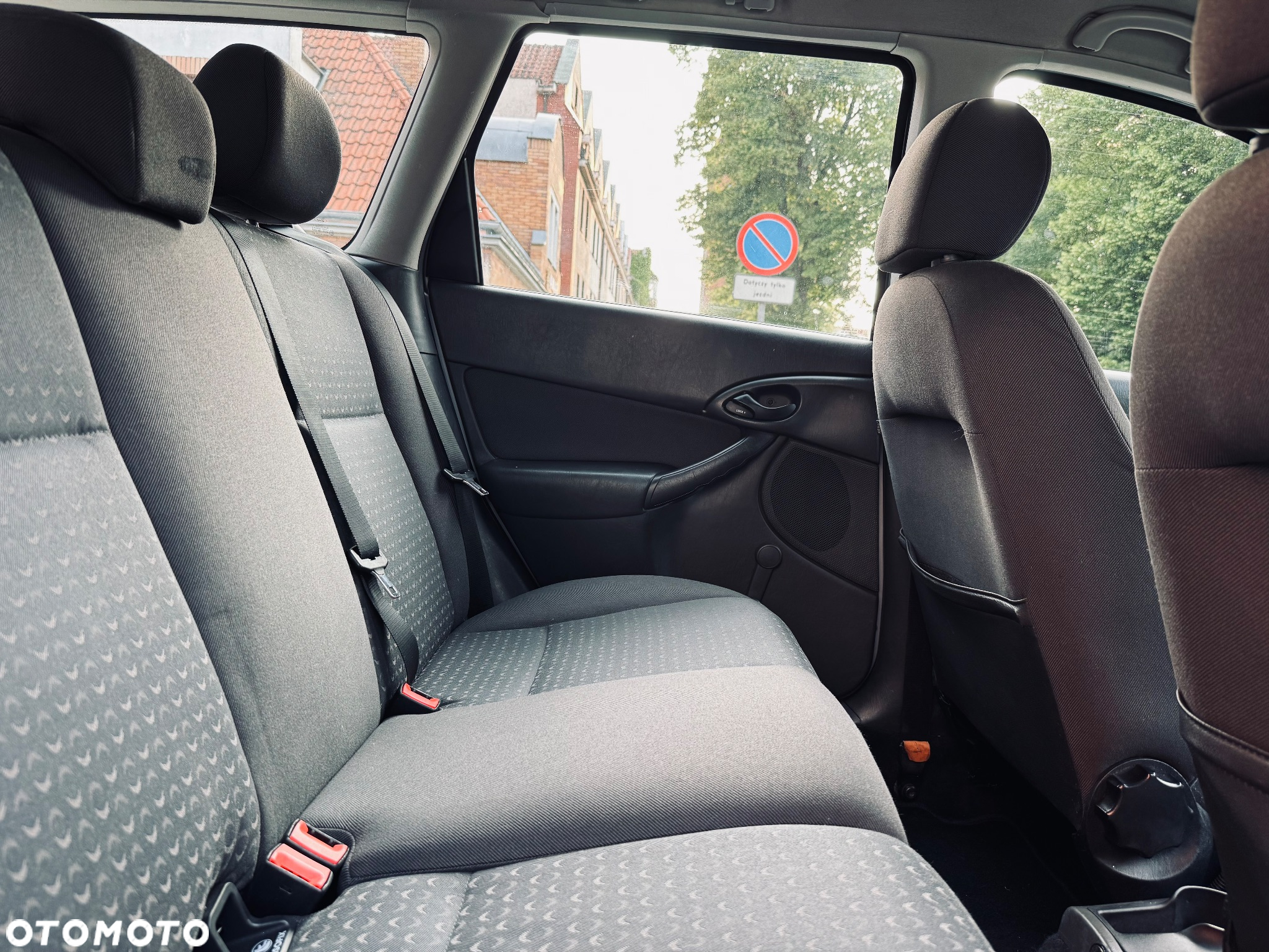 Ford Focus 1.8 Trend - 10