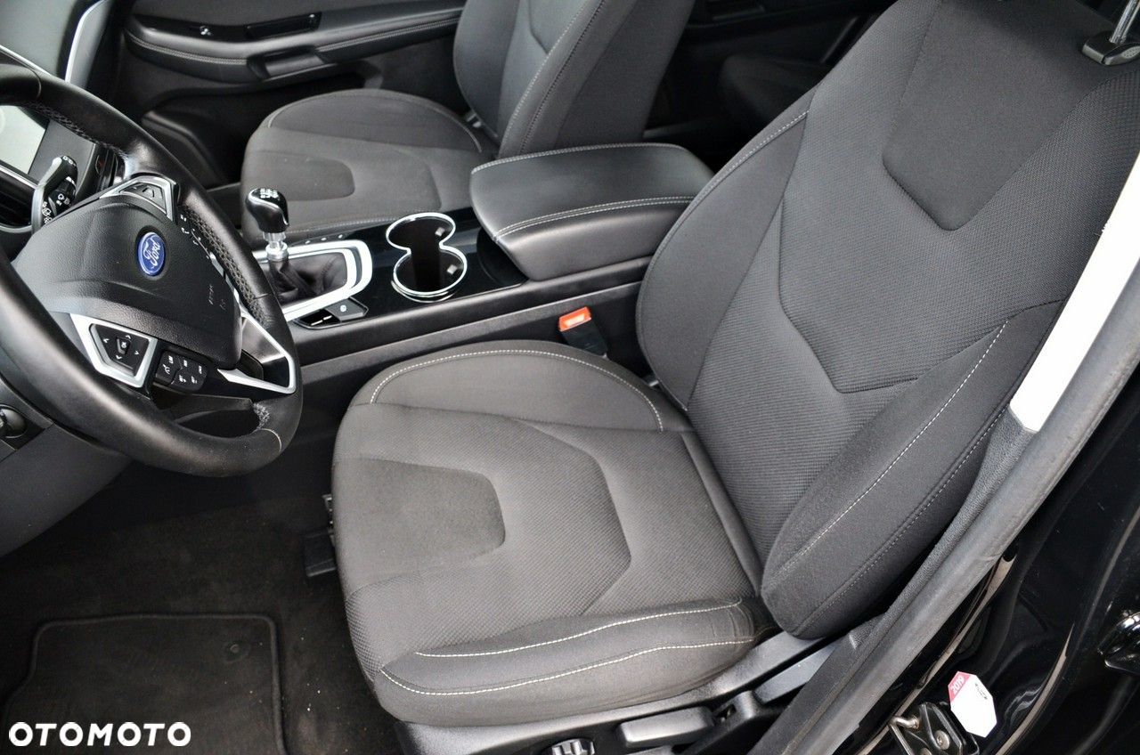 Ford S-Max - 15