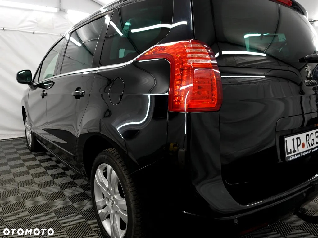 Peugeot 5008 2.0 HDi Allure 7os - 30