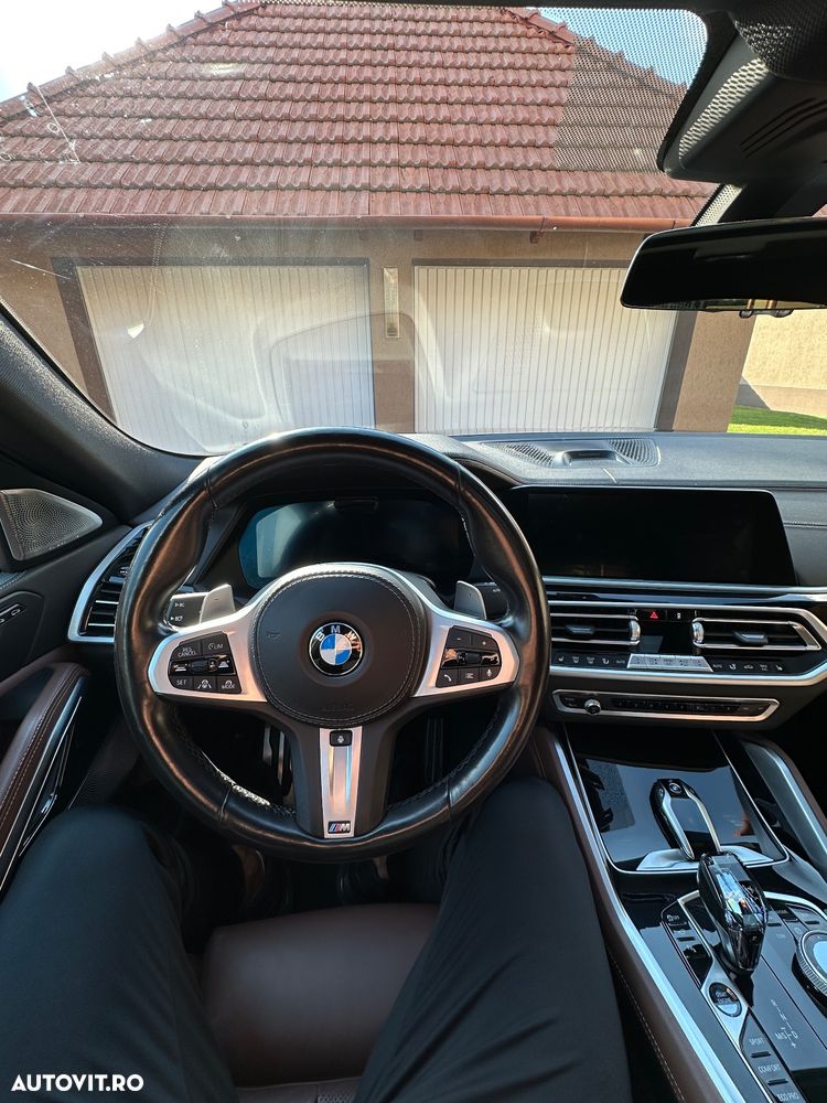 BMW X6 xDrive40i AT MHEV - 11