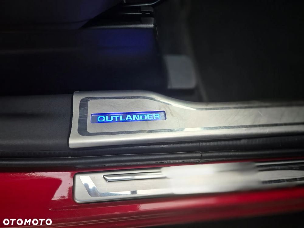 Mitsubishi Outlander 2.0 Instyle Navi 4WD CVT - 12