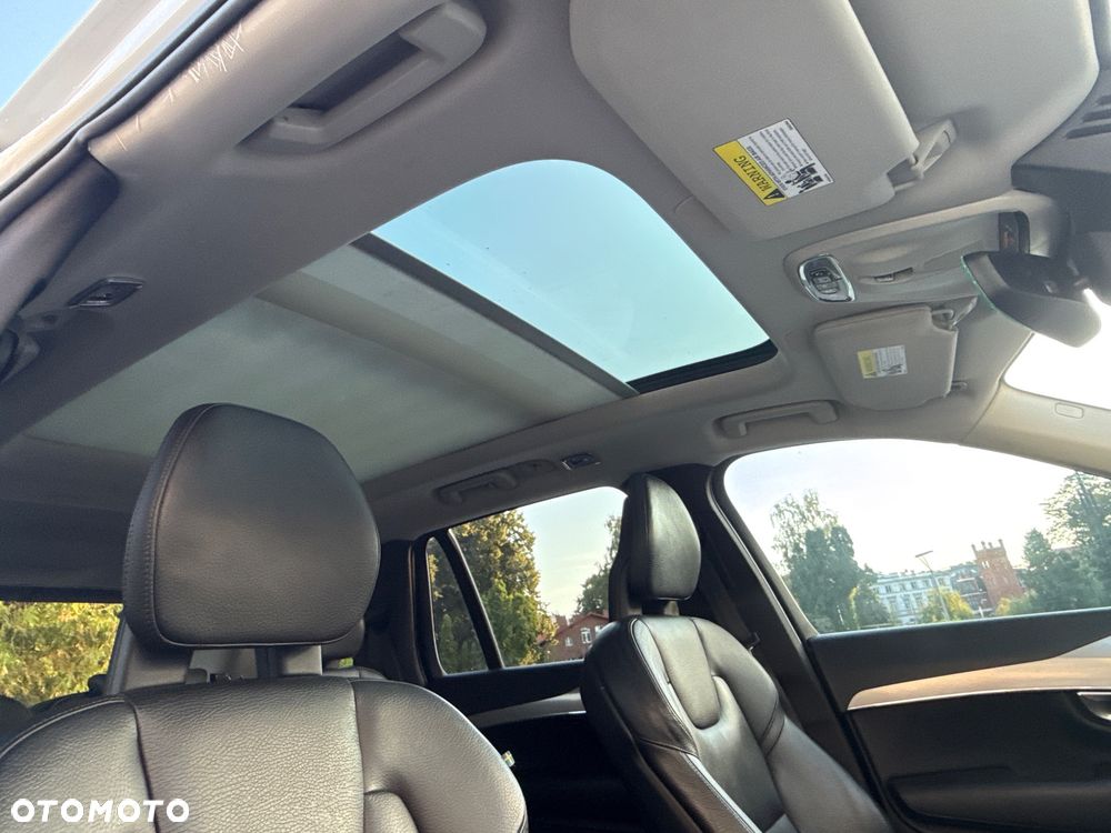 Volvo XC 90 T5 AWD Momentum - 17