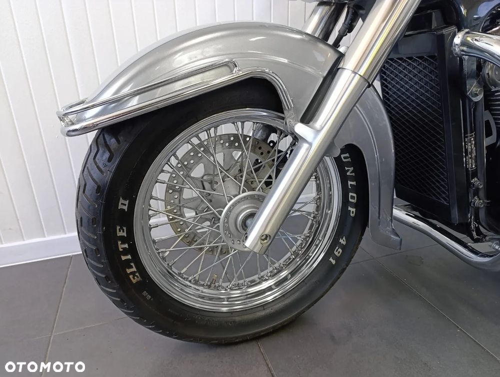 Suzuki VL 800 Volusia - Boulevard C50 - 10