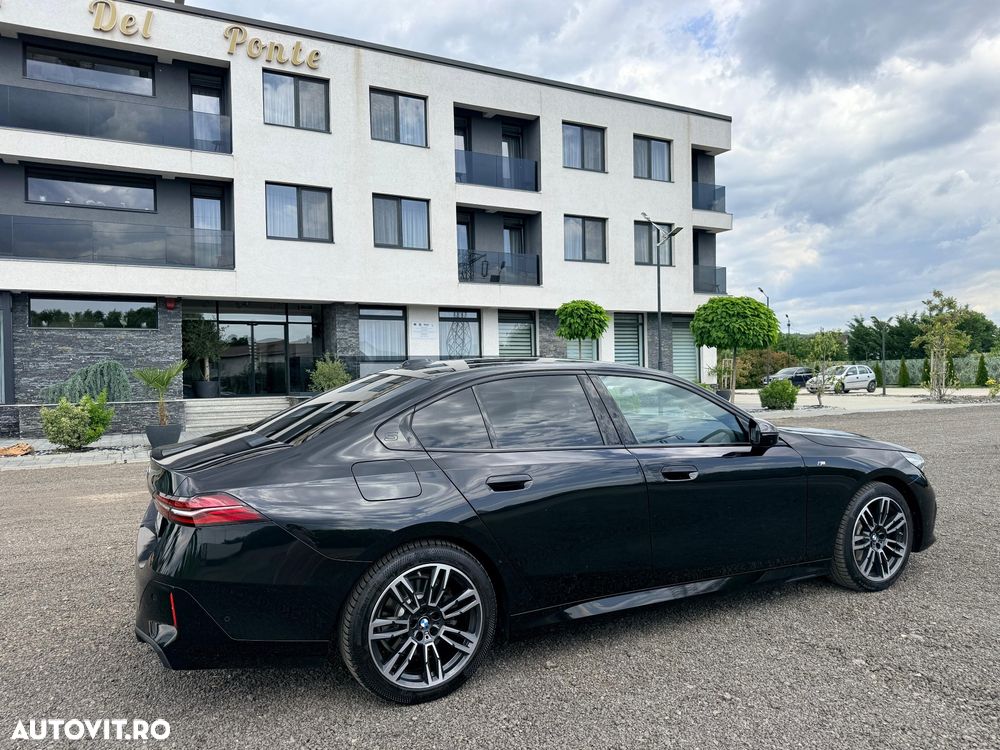 BMW Seria 5 520d AT MHEV - 11