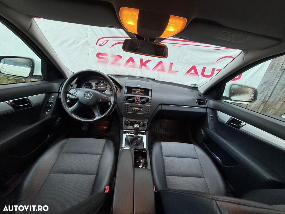 Mercedes-Benz C 200 Avantgarde Edition - 7