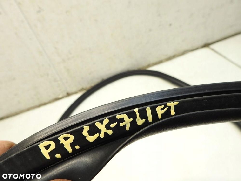 USZCZELKA DRZWI PRAWY PRZÓD MAZDA CX-7 - 2