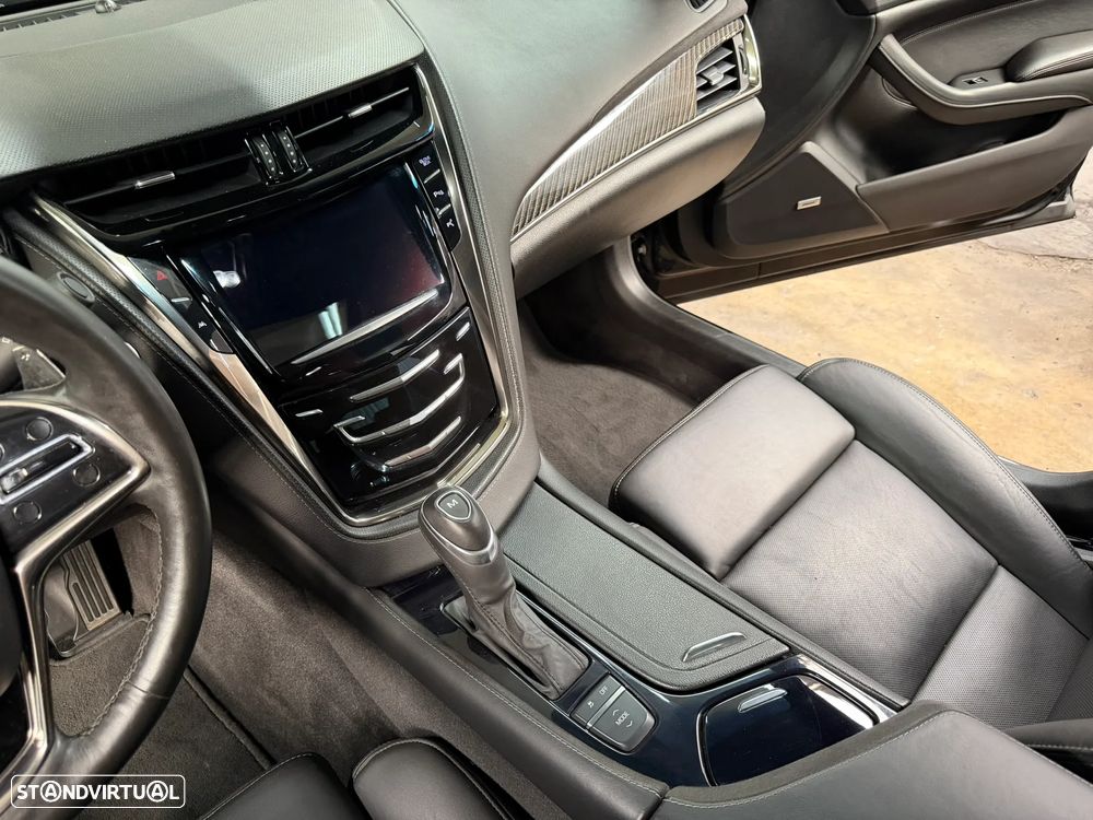 Cadillac CTS 2.0 Turbo AT Premium - 34