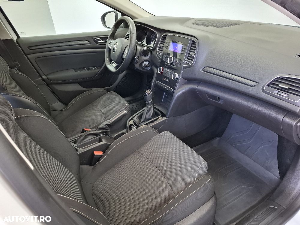 Renault Megane Energy dCi Life - 12