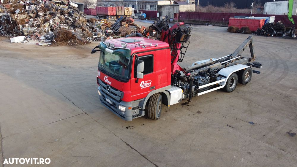 Mercedes-Benz Actros - 5