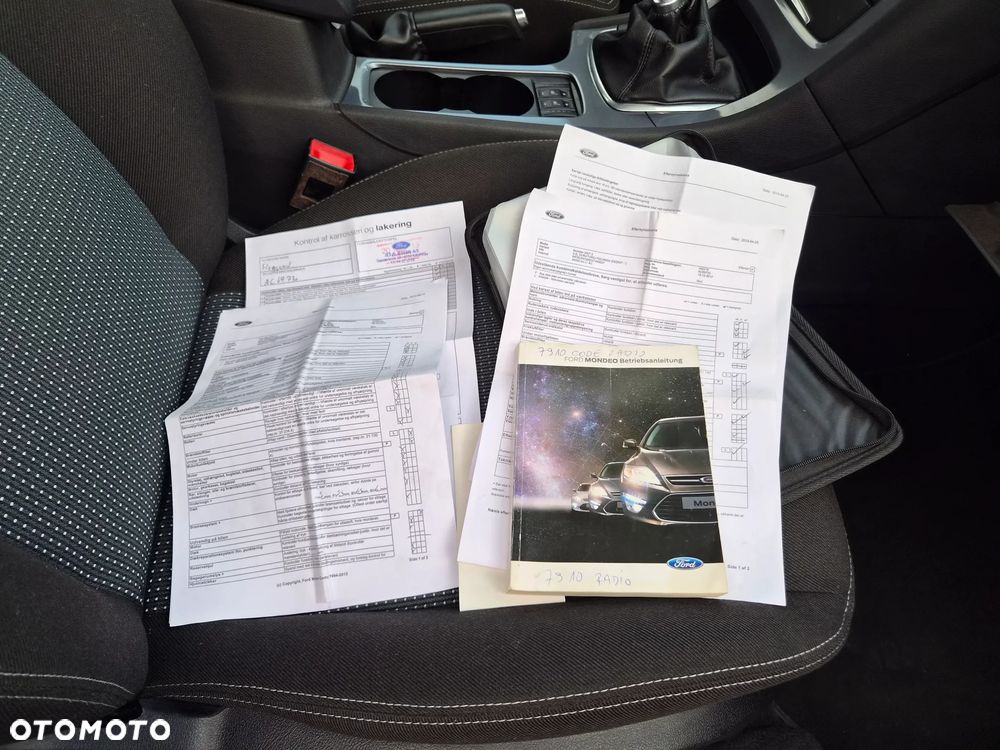 Ford Mondeo SW 2.0 TDCi Titanium - 32