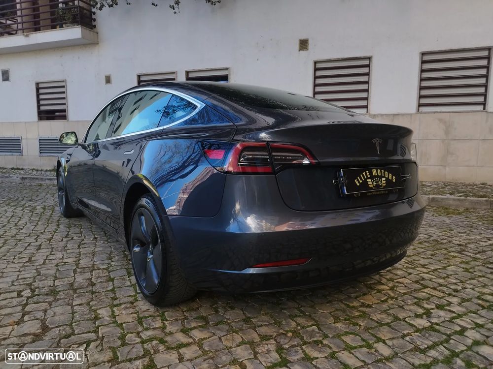 Tesla Model 3 Standard Range Plus RWD - 4