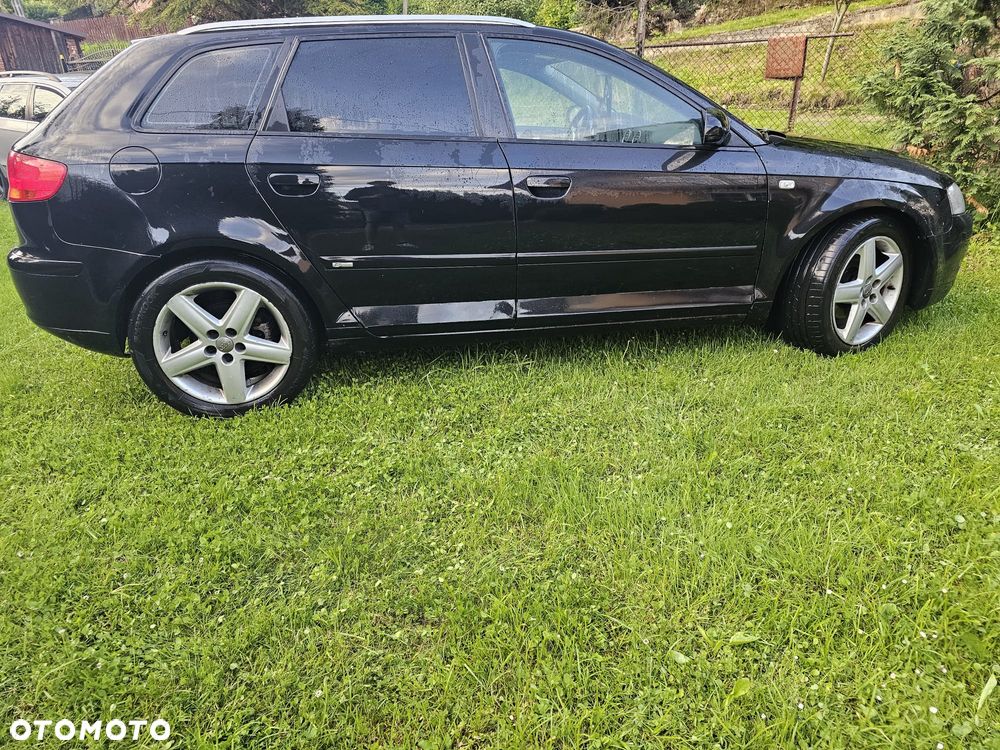 Audi A3 Sportback - 3