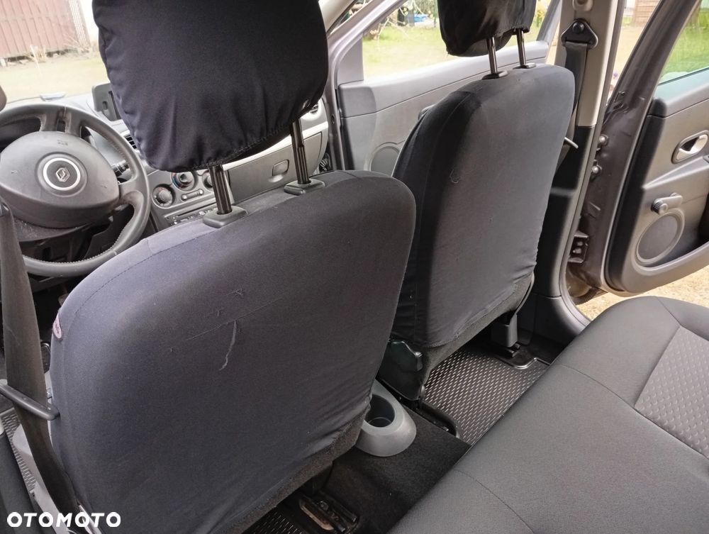 Renault Clio 1.2 16V Tech Run - 11