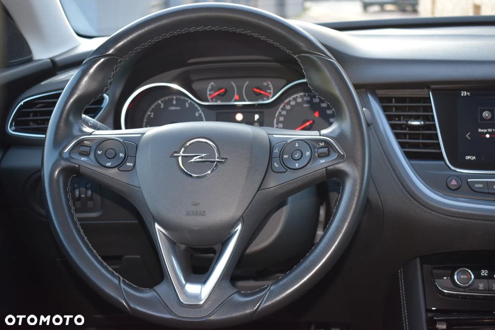 Opel Grandland X 1.6 Start/Stop Automatik Business INNOVATION - 26