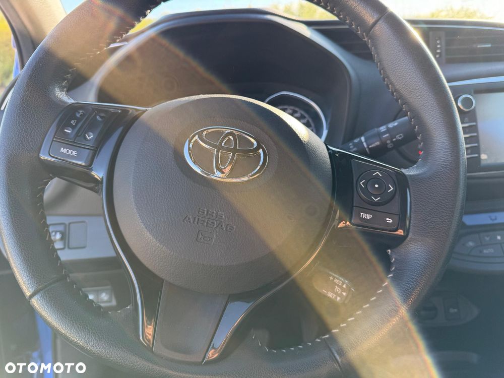 Toyota Yaris Hybrid 1.5 Active - 10