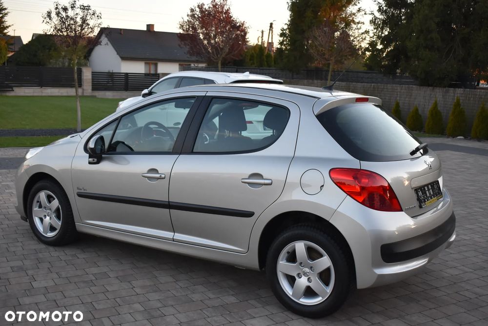 Peugeot 207 75 Urban Move - 5