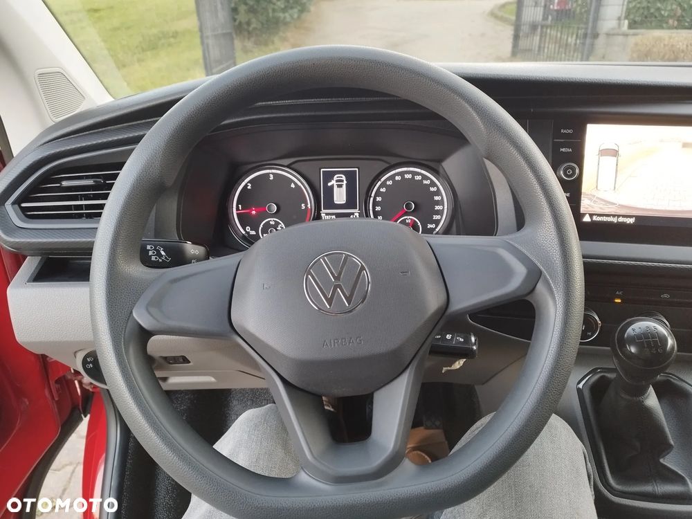 Volkswagen T6.1 Transporter 150 PS klima kamera blaszak sprowadzony - 13