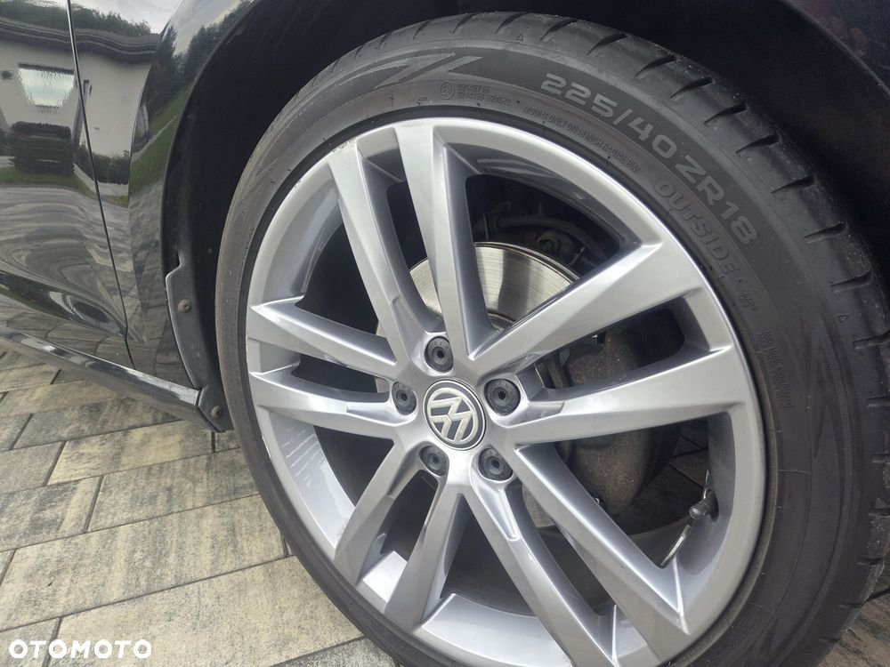 Volkswagen Golf 2.0 TDI BlueMotion Technology Lounge - 28