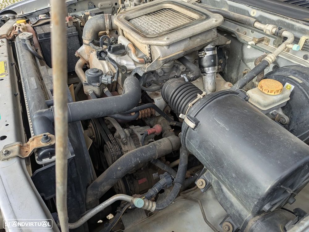 Nissan Pick Up 2.5 TD KC P.E. CM 4L - 20