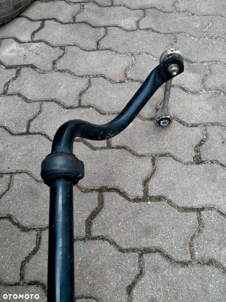 Audi Q7 4M Drążek Stabilizatora Przód 4M0411305B - 4
