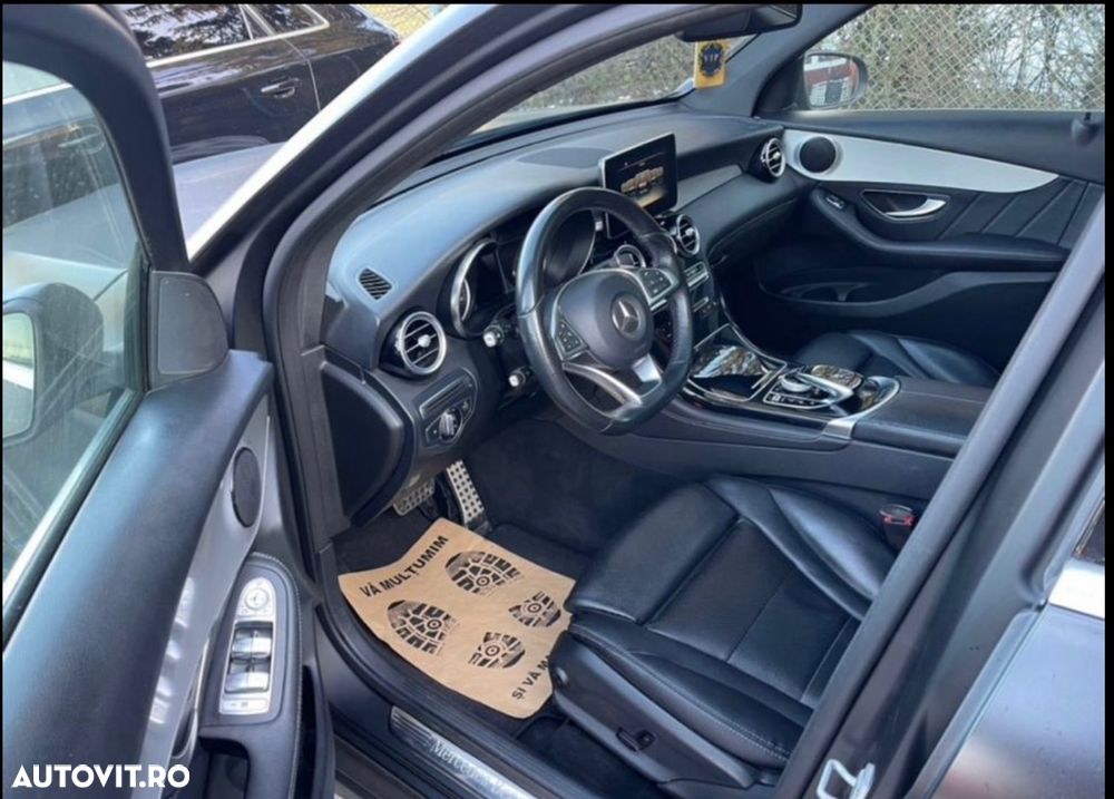 Mercedes-Benz GLC 250 d 4MATIC - 12