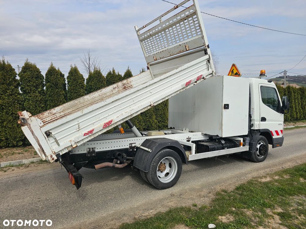 Mitsubishi Canter fuso - 6