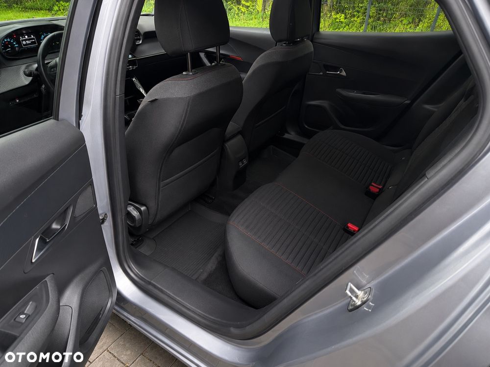 Peugeot 2008 50kWh Style - 33