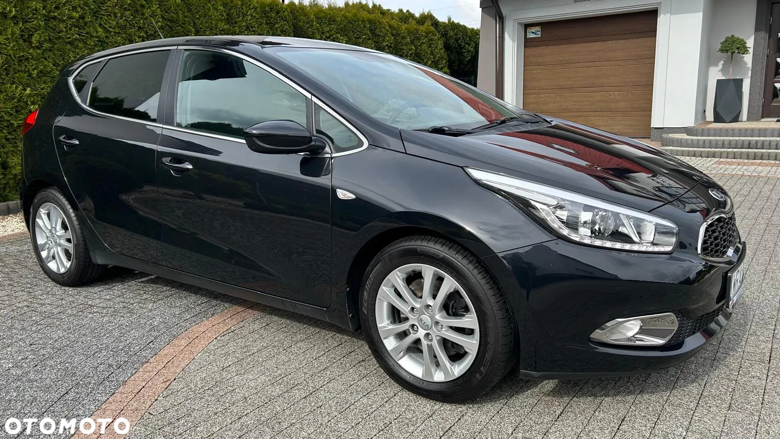 Kia Ceed 1.4 CVVT Dream-Team Edition - 2