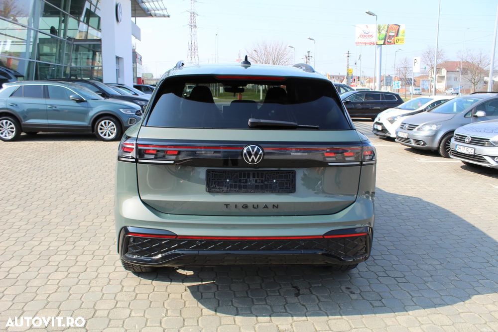 Volkswagen Tiguan 2.0 TDI SCR 4Motion DSG R-Line - 16