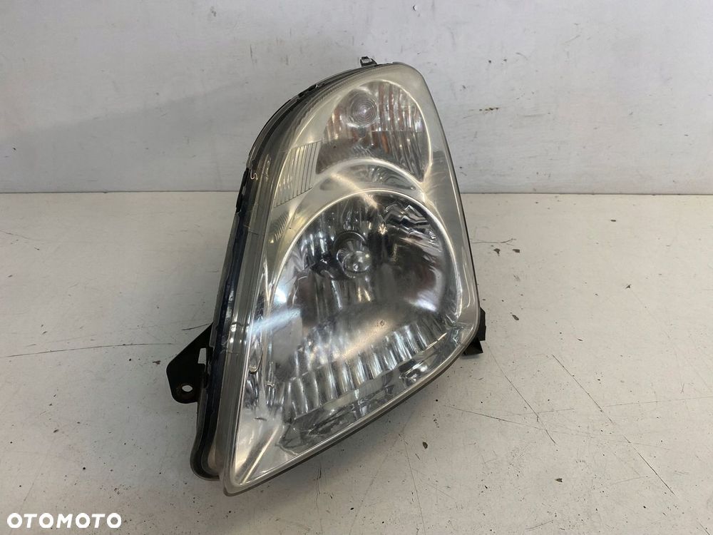 LAMPA LEWY PRZÓD LEWA PRZEDNIA SUZUKI SWIFT IV MK6 EU - 1