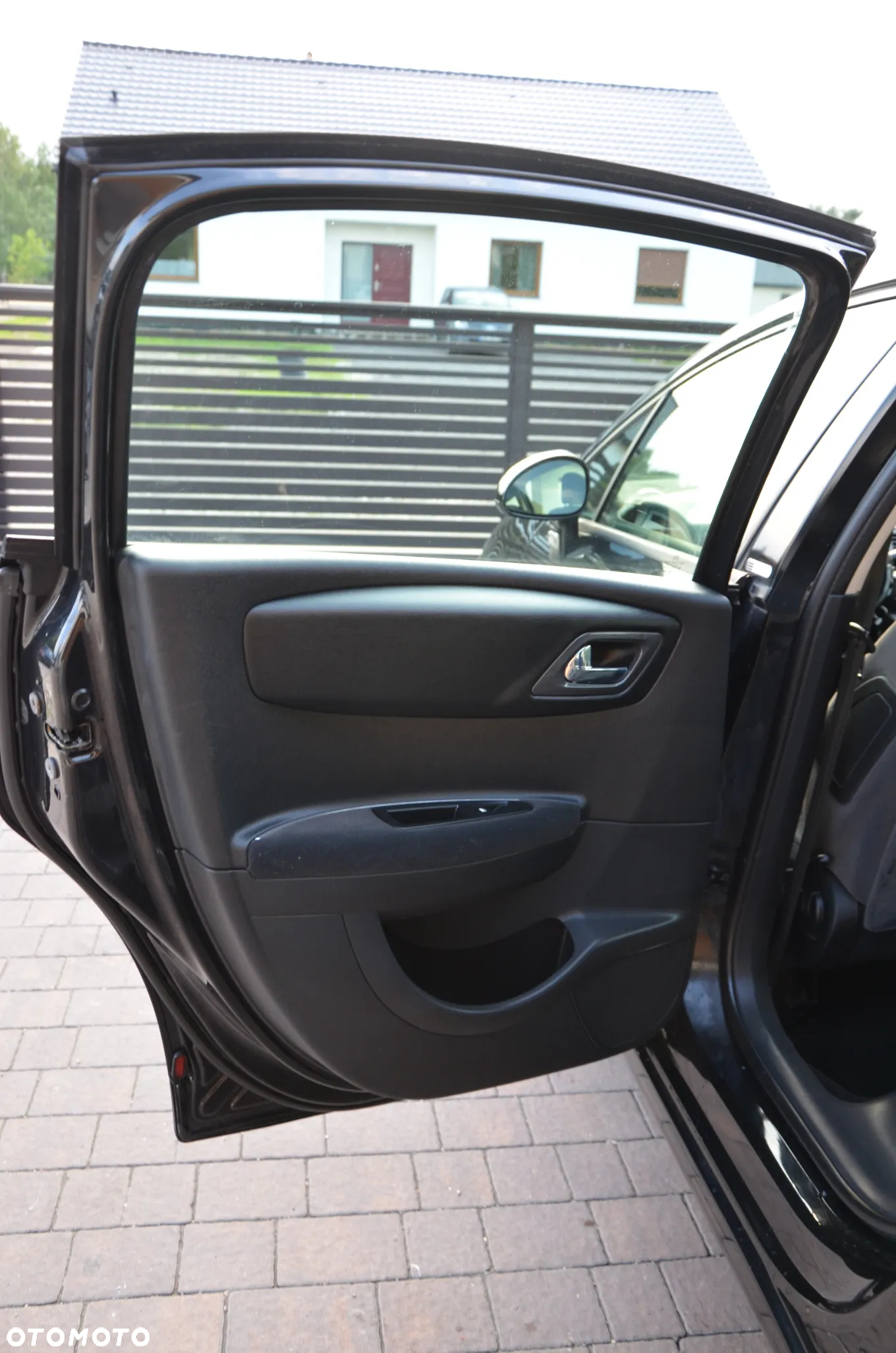 Citroën C4 1.6 16V Exclusive - 12