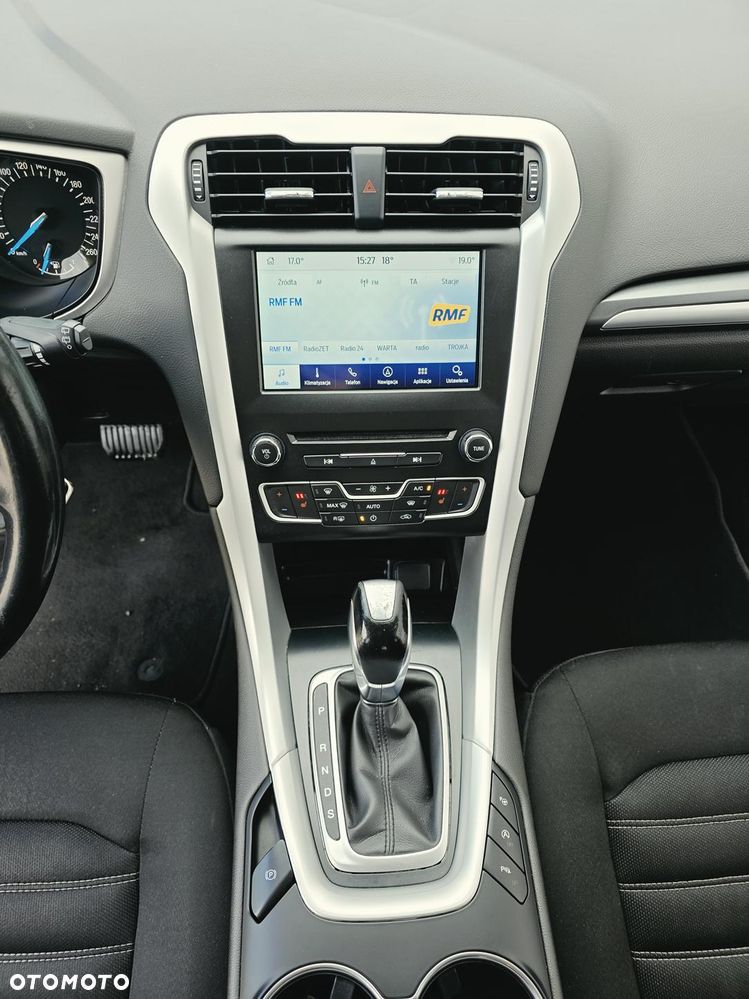 Ford Mondeo 2.0 TDCi Trend PowerShift - 28
