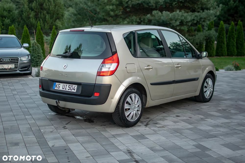 Renault Scenic - 21