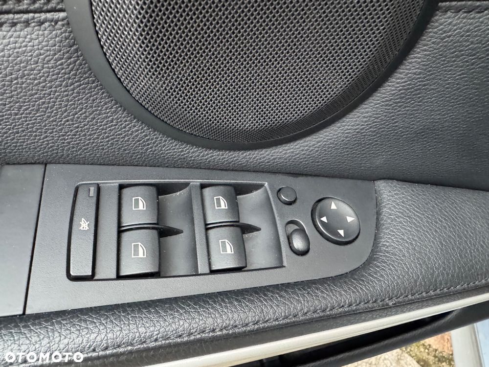 BMW Seria 3 320i Edition Sport - 13