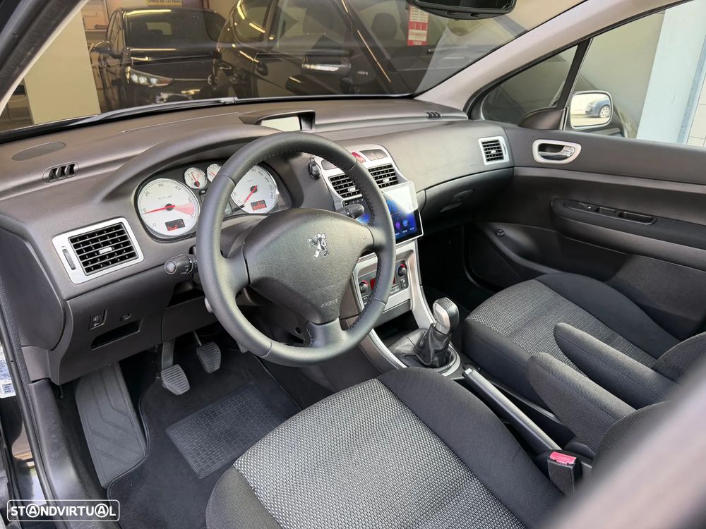 Peugeot 307 1.6 HDi Executive - 7