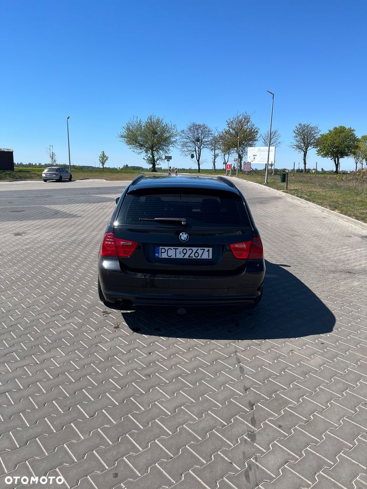 BMW Seria 3 316d - 5