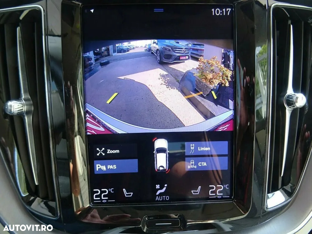 Volvo XC 60 B4 B Geartronic Momentum Pro - 9