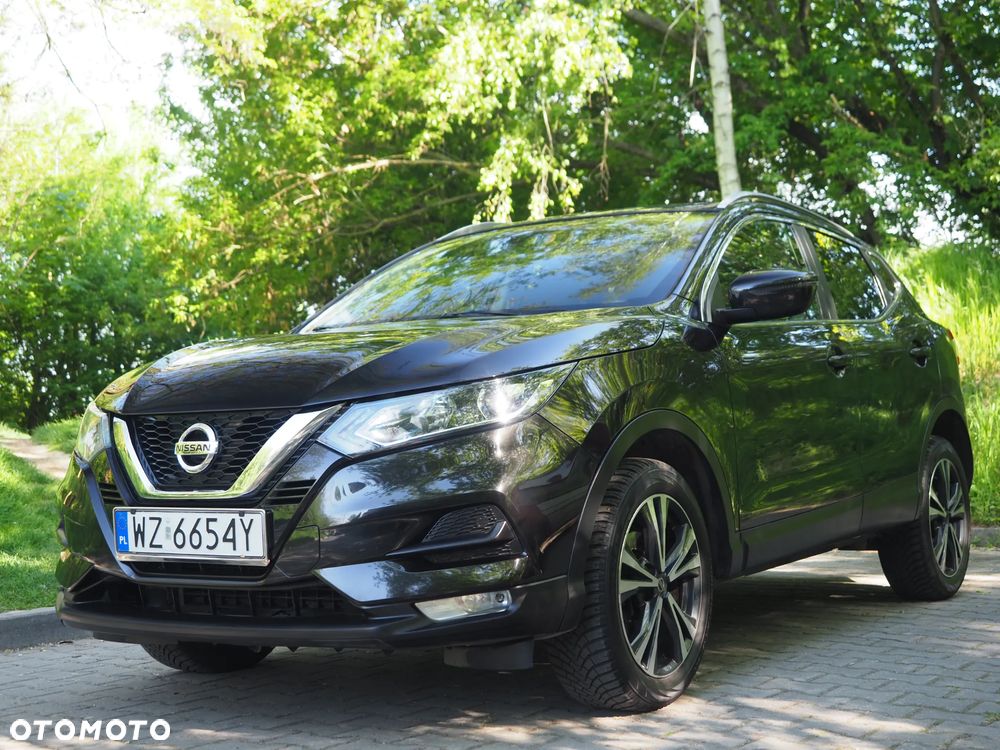 Nissan Qashqai 1.3 DIG-T N-Connecta - 1