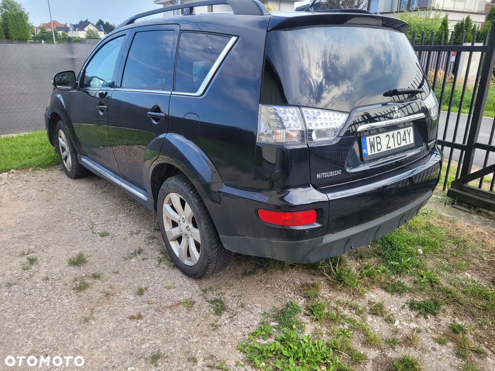 Mitsubishi Outlander 2.0 Intense + NAVI 2WD EU5 CVT - 3