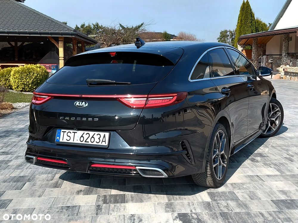 Kia ProCeed 1.6 CRDi GT Line DCT - 12