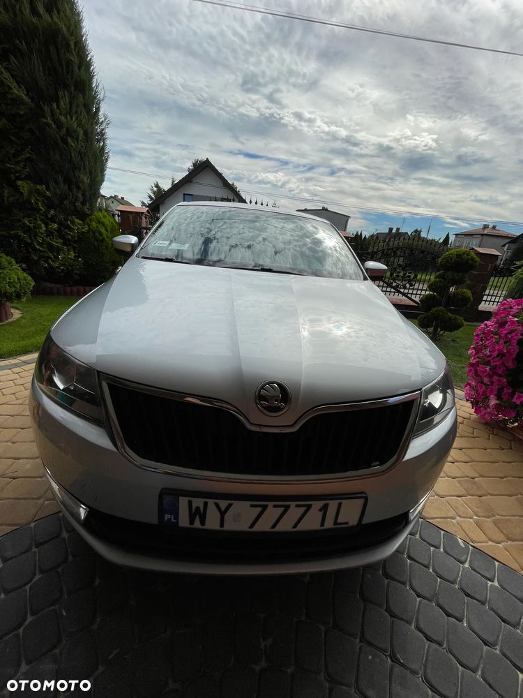 Skoda RAPID Spb 1.2 TSI Ambition - 21