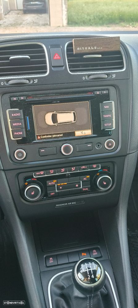 VW Golf Variant 1.6 TDi DPF BlueMotion Style - 14